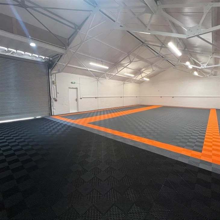 2024 Free Design Removable Plastic Pp Indoor Vented Interlocking Car Garage Floor Tiles,Dalle Pvc Sol Modular Garage Floor Mat